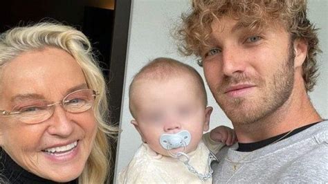 Eleonora Giorgi: "Essere nonna mi ha cambiato prospettiva. L'amore? Mi ...