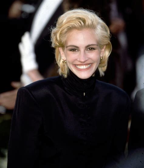 Julia Roberts fiatalkori képei