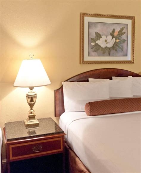 HOTEL ST MARIE NEW ORLEANS - FRENCH QUARTER (VIEUX CARRÉ) - RATES FROM $287