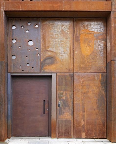 Colorful Steel Front Doors for a Modern Entrance