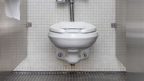 How Bad Are the Germs in Public Restrooms, Really? - The New York Times
