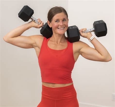 🚨Get my FREE Postpartum Diastasis Recti Recovery Program - I recommend