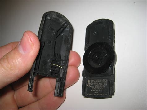 how to change battery in mazda cx 5 key fob