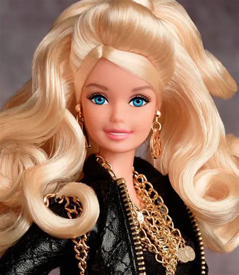 ¡Mira la increíble evolución de las Barbies en 56 años! | Actitudfem