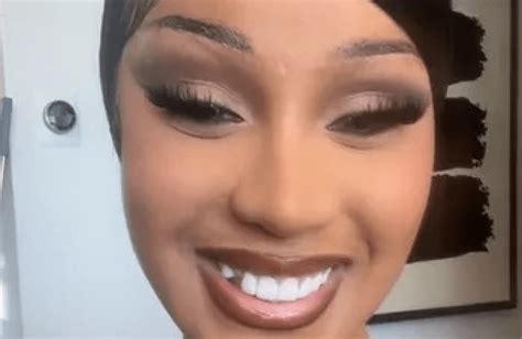 Cardi B reveals she's broken 1 of her veneers