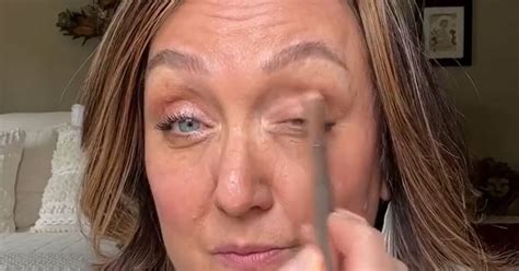 Super Easy Eye Makeup Look for Over 50s | Upstyle