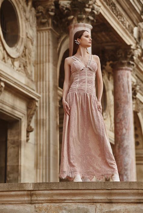 Vestido Encaje Rosado LN – Casa Buda