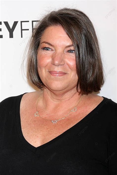 Mindy Cohn Reunites With Facts Of Life Cast At Paley Center Photo ...