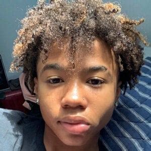 c4pr1i - Idade, Vida Pessoal, Biografia | Famous Birthdays