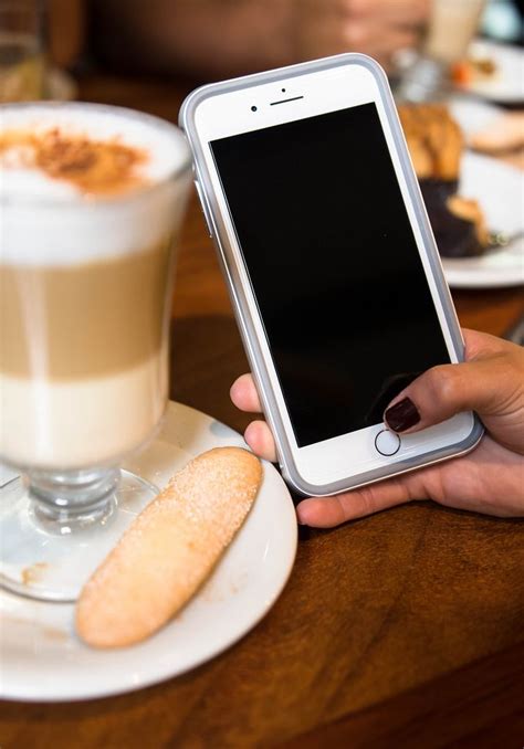 Coffee Shop mitten eines Marktes in Chinatown Saigon - Creative Commons ...