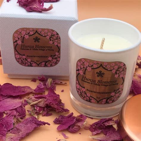 Scent: Tuberose & White Wings of Peony This scented candle is made up