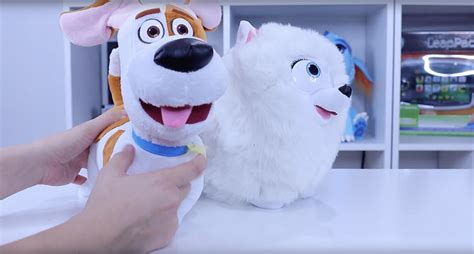 The Secret Life of Pets - Gidget and Max Talking Plush Buddies