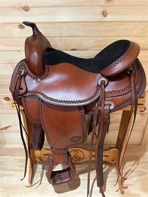 tex tan hereford western trail saddle model   p