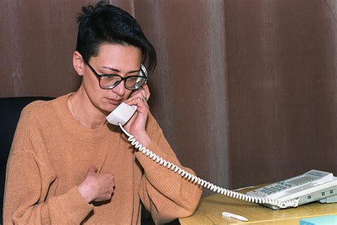 Совсем не узнать: как Ирина Хакамада выглядела в молодости - фото