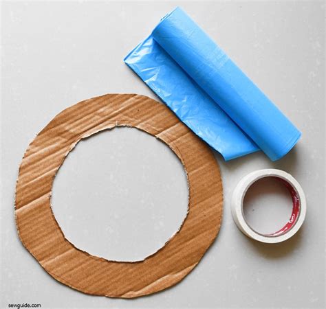 fabric wreath sewguide