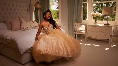 Award-winning Actress Edwina Findley - Official Website