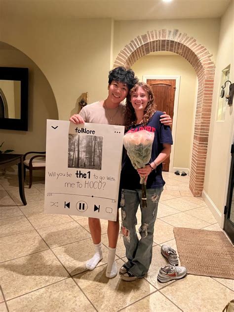 hoco proposal! | Cute homecoming proposals, Cute prom proposals, Cute ...