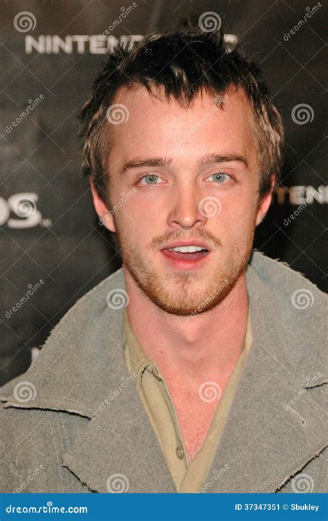 Aaron Paul's Instagram, Twitter & Facebook on IDCrawl