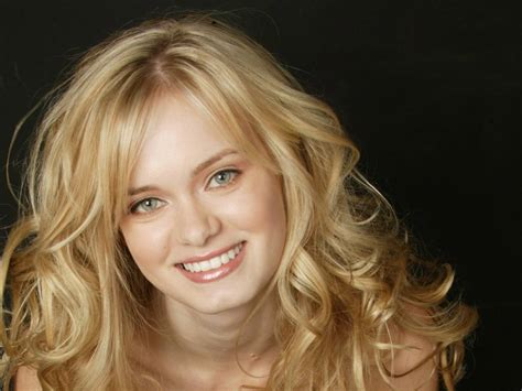 Sara Paxton Wallpaper | 3D Wallpaper | Nature Wallpaper | Free Download ...
