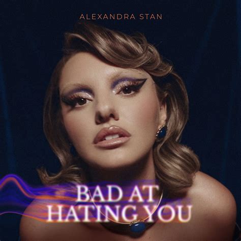 Alexandra Stan a lansat single-ul „Bad at Hating You - Maize