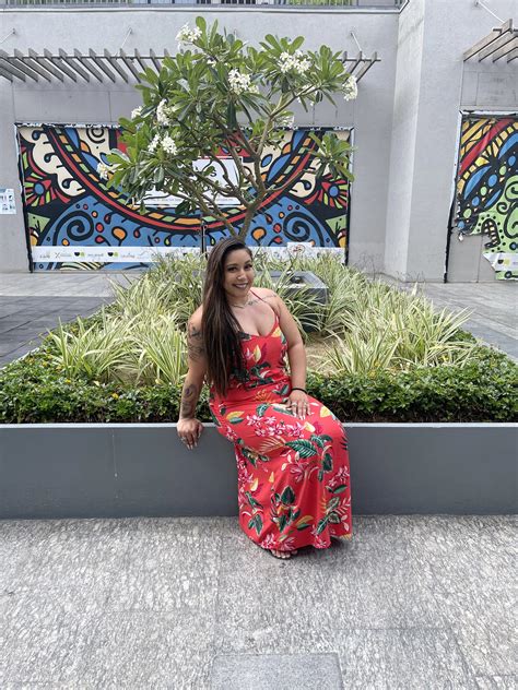 Does my gf deserve your cum? | Scrolller