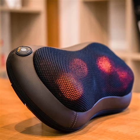 uShiatsu Plus беспроводная массажная подушка медицинская от бренда GESS ...