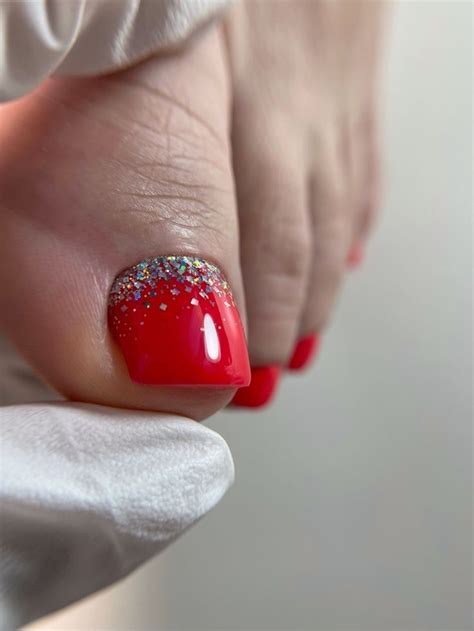 beautiful red pedicure ideas.. | Gel toe nails, Red toenails, Cute toe ...