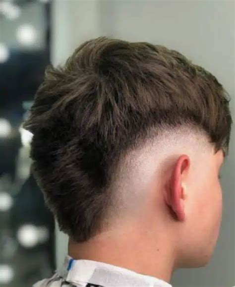 Foto De Corte Moicano - Corte de Cabelo Moicano Raspado: Estilo Extremo y Transformación Total