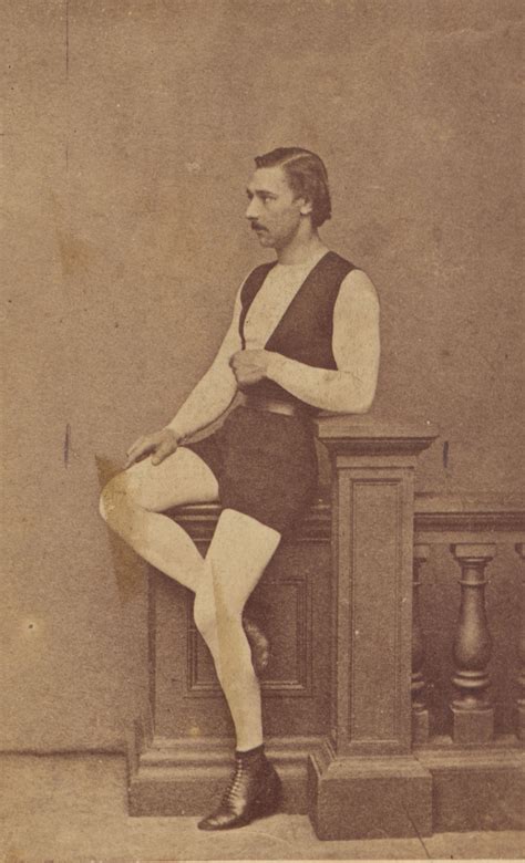 The Evolution of Leotards: A History of Function and Fashion Fusion 1
