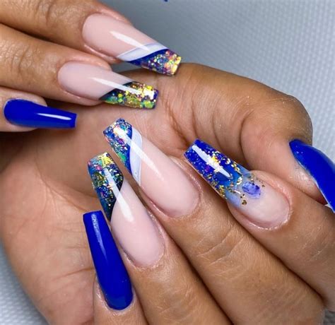 Encapsuladas Unhas Francesinhas Diferentes - Unhas encapsuladas com francesinha: 40 ideias + tutoriais incríveis