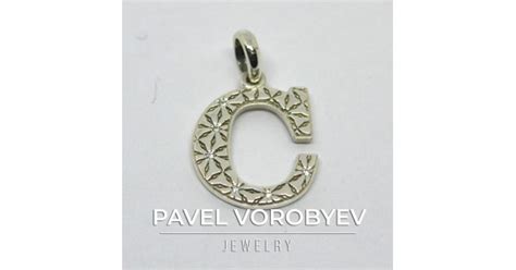 Кулон серебряный Буква С - купить в Новосибирске ручной работы - ГАБИТУС