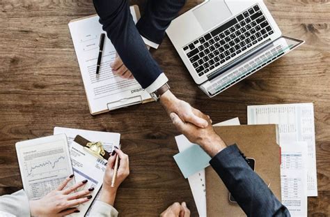 managing  business easier  indonesia  democratica