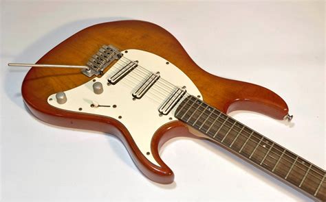 Gitarrenfundgrube - Modell cort-g260