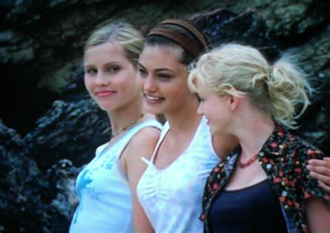 Where Does Emma Go In H2O at Nora Weeks blog