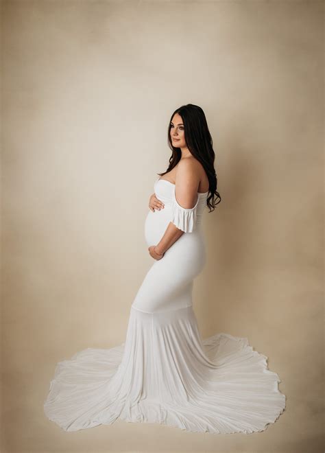 Maternity Portrait Experience in Mckinney, TX | Oshey Vargas Photography