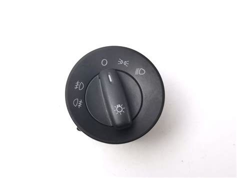 Naudotas Skoda Octavia Jungiklis šviesų įjungimo 1Z0941431G