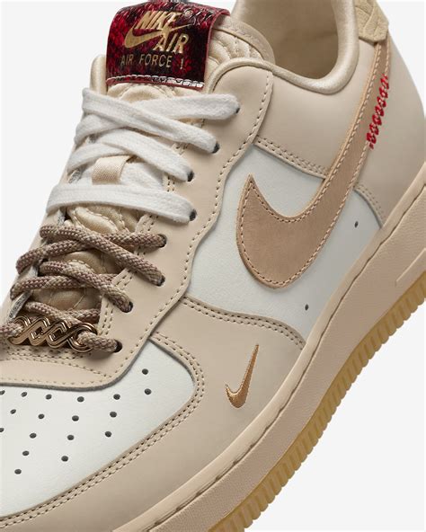 Nike Air Force 1 '07 LX Women's Shoes. Nike SG