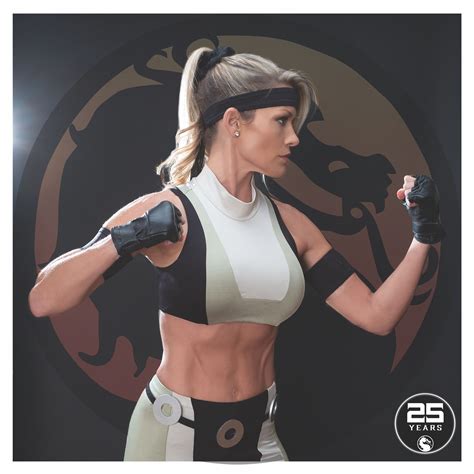 Kerri Hoskins Selling Autographed Sonya Photos - Mortal Kombat Online