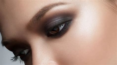 Eye Makeup Styles For Brown Eyes