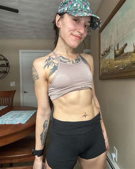 Rachel Olivia | Mountain Monday 🏼 | Instagram