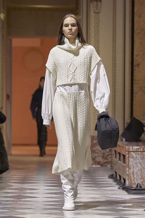 All the Looks From Kenzo Fall 2018 | Knit fashion, Knitwear fashion ...