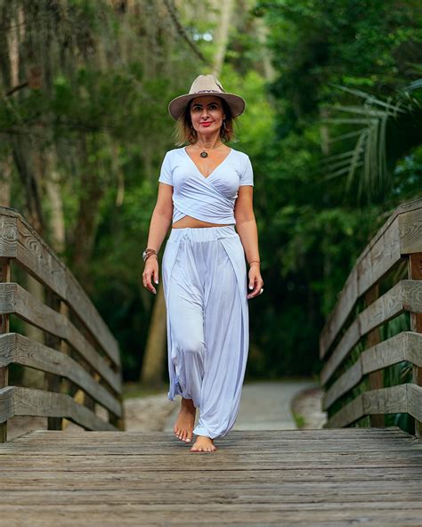 Tantric Massage Boston - Yoni & Lingam Therapy - Tantra Boston