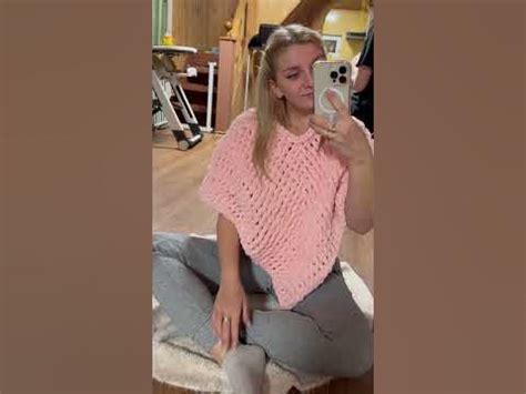 Связала дочке пончо , а она не носит 😭😭😭 - YouTube