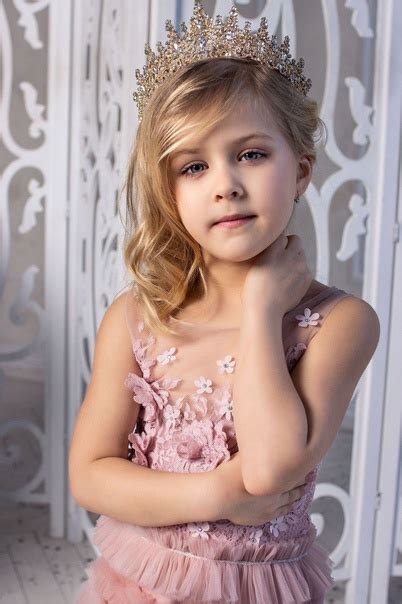 Всем здравствуйте! Меня зовут Колесникова Александра мне 5 лет, я ...