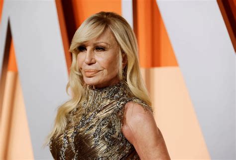 Донателла Версаче покидает пост креативного директора Versace