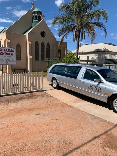 Funeral and Memorial Services at Vista Funeral Home