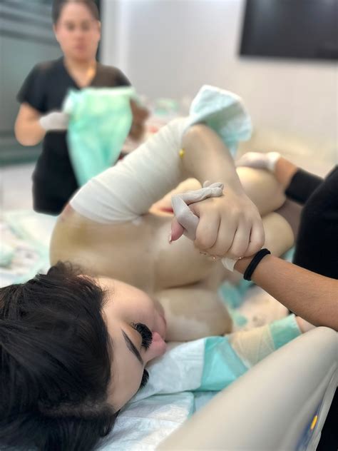 Lesley Karlette - Lesley Karlette added a new photo.