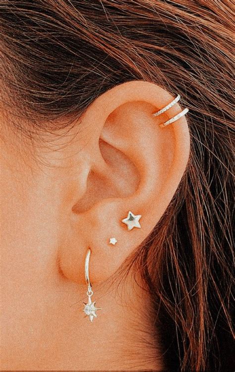 not my pic || comment for credit Minimalist Ear Piercings, Unique Ear ...