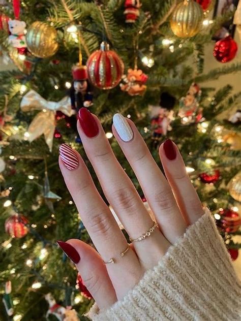 Unha Simples Para O Natal - Modelos De Unha Decorada Para O Natal - Unha Decorada Simples