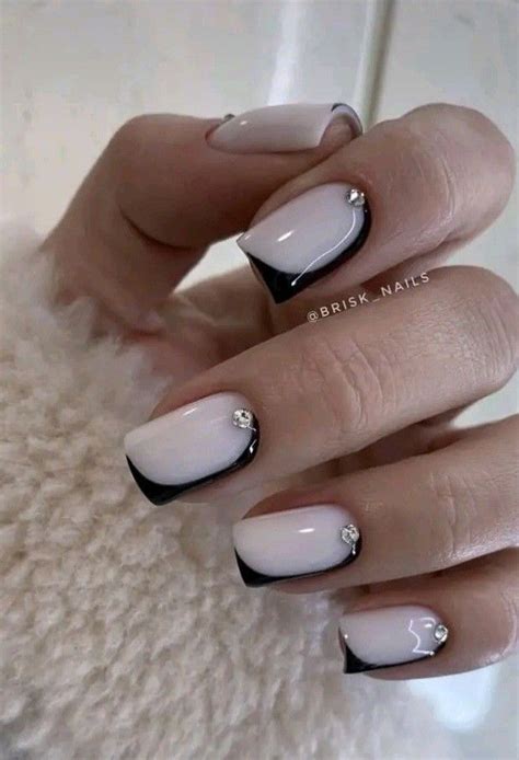 Pin by Anya Grigoryan on 8 | Gel nails, Simple nails, Chrome nails